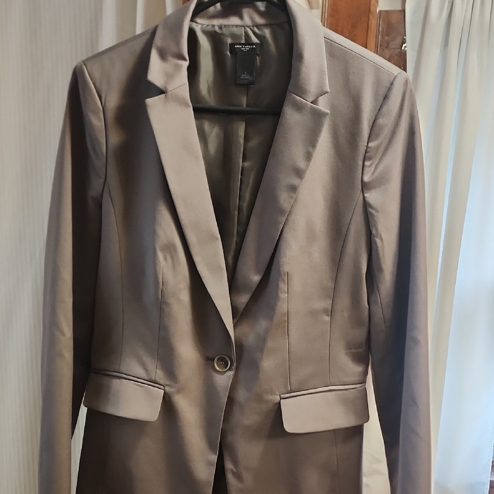 Ann Taylor Classic Gray Blazer